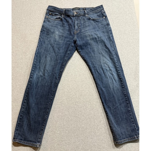 Lucky Brand Jeans Mens 38x32 221 Original Straight Denim Blue Jeans - Picture 2 of 14